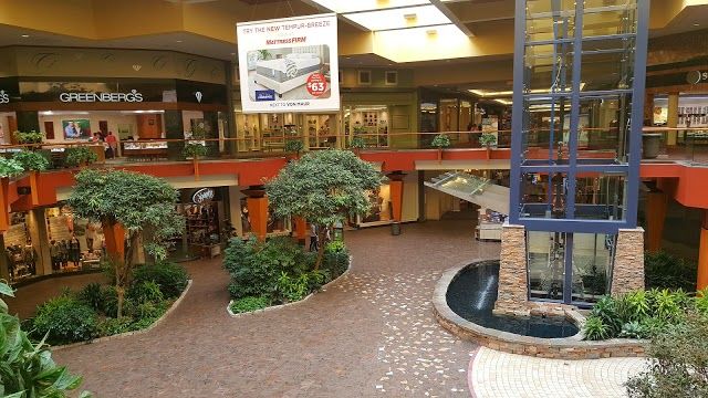 Valley West Mall